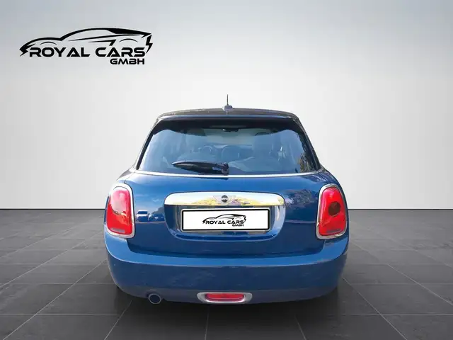 Mini Hatch view 5