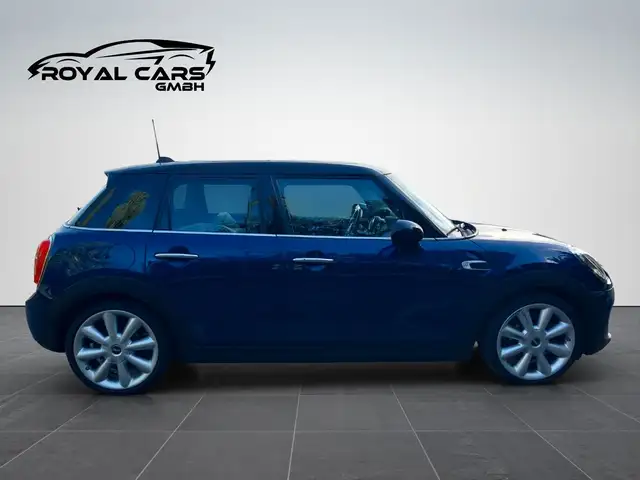 Mini Hatch view 6