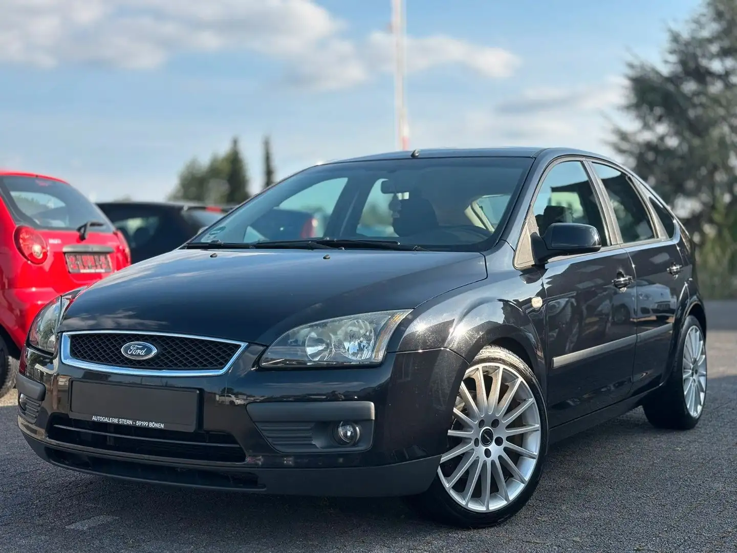 Ford Focus 2.0 Lim. "Sport" *HU & INSP. NEU* Schwarz - 1