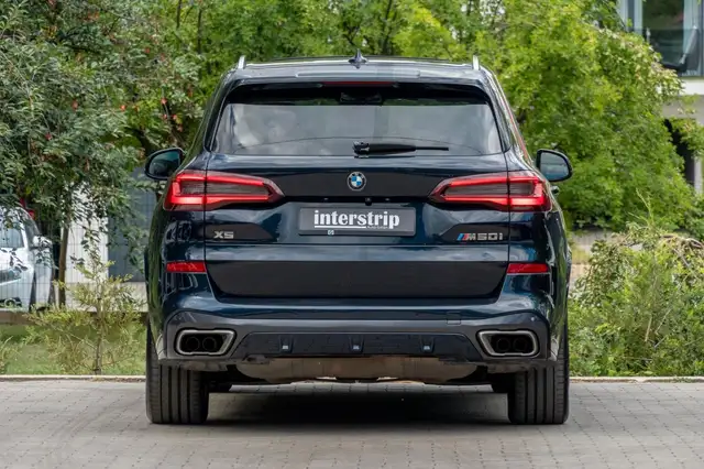 BMW X5 X5 M view 5