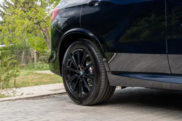 BMW X5 X5 M view 9