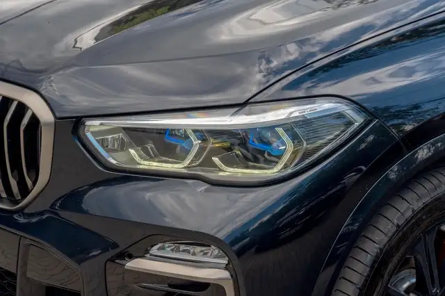 BMW X5 X5 M view 8