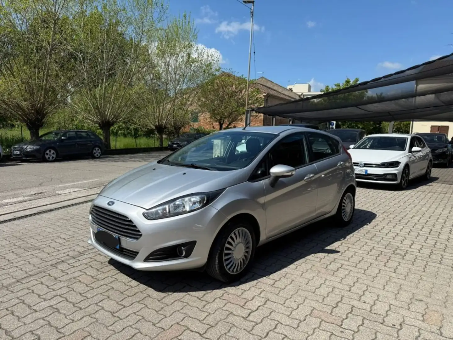 Ford Fiesta 1.2 60CV 5 porte OK NEOPATENTATO Plateado - 2