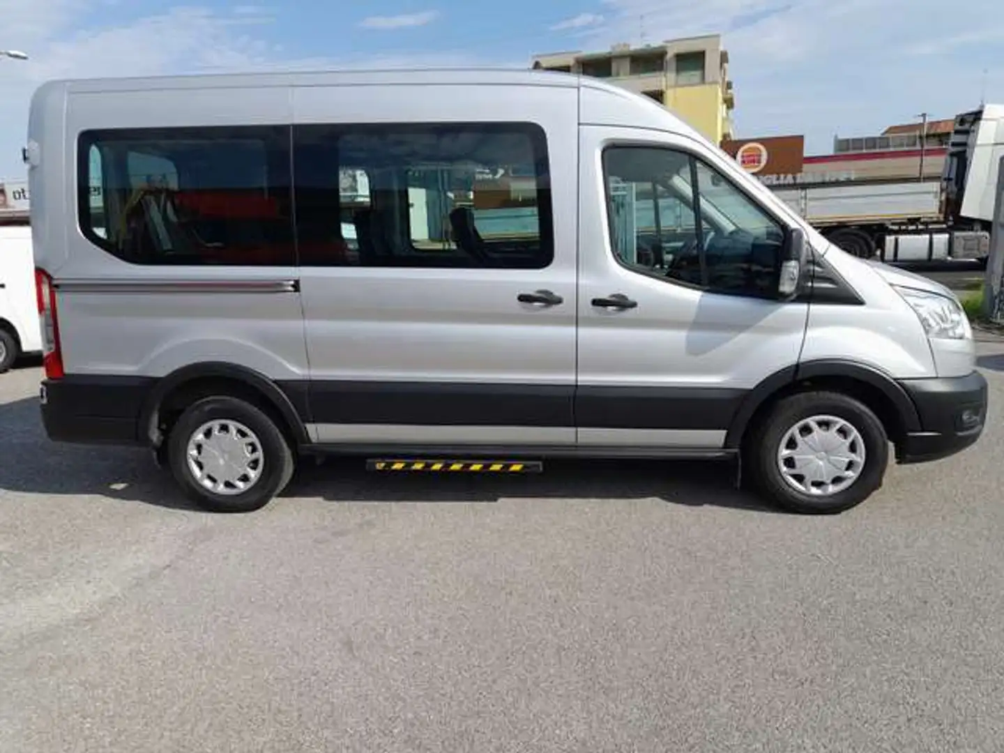 Ford Transit 330 2.0TDCi MHEV TRASPORTO DISABILI Combi Trend Argent - 1