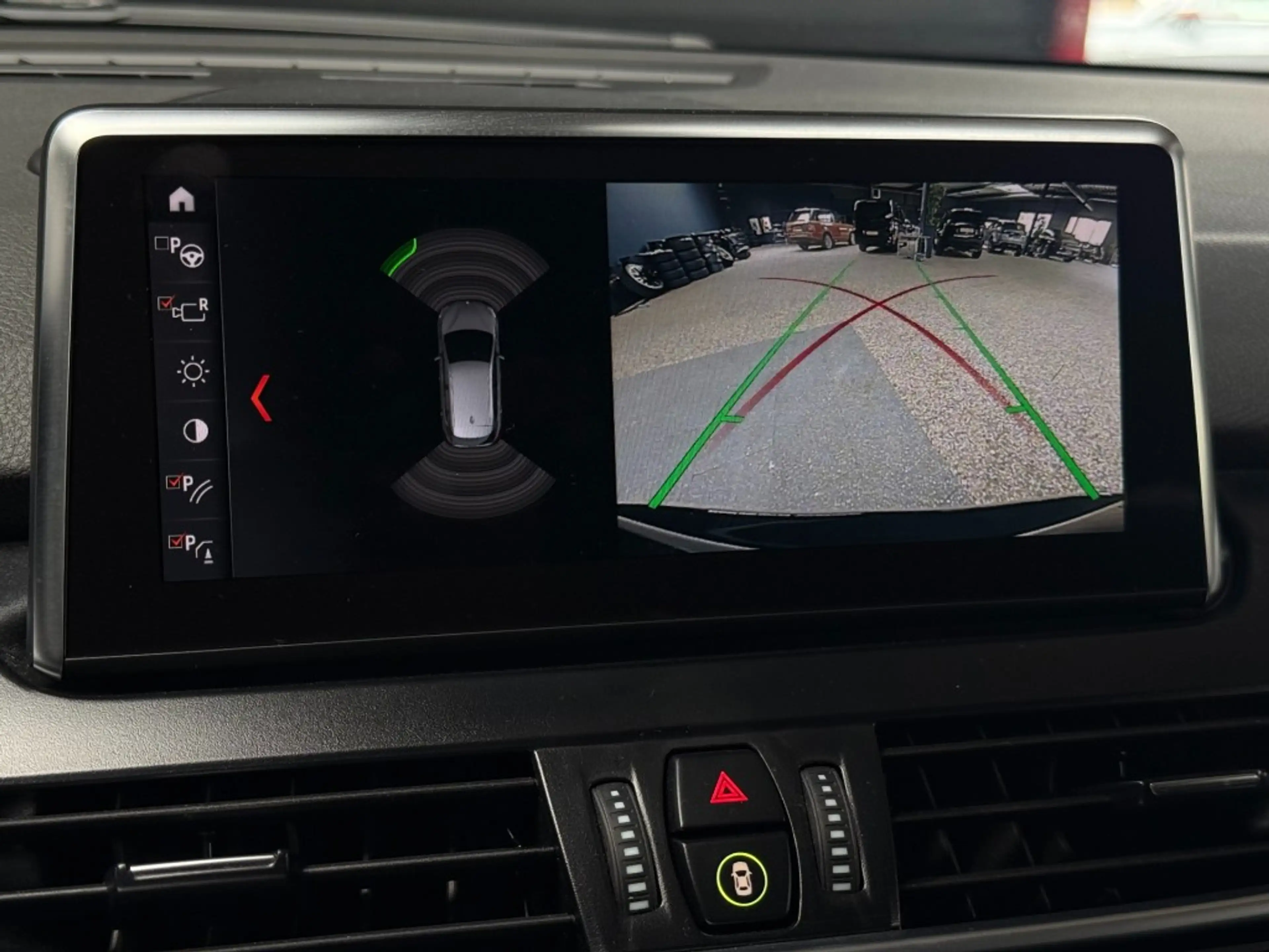 BMW 220 220i 179pk High Executive Trekhaak/LED/camera/navi — photo 11