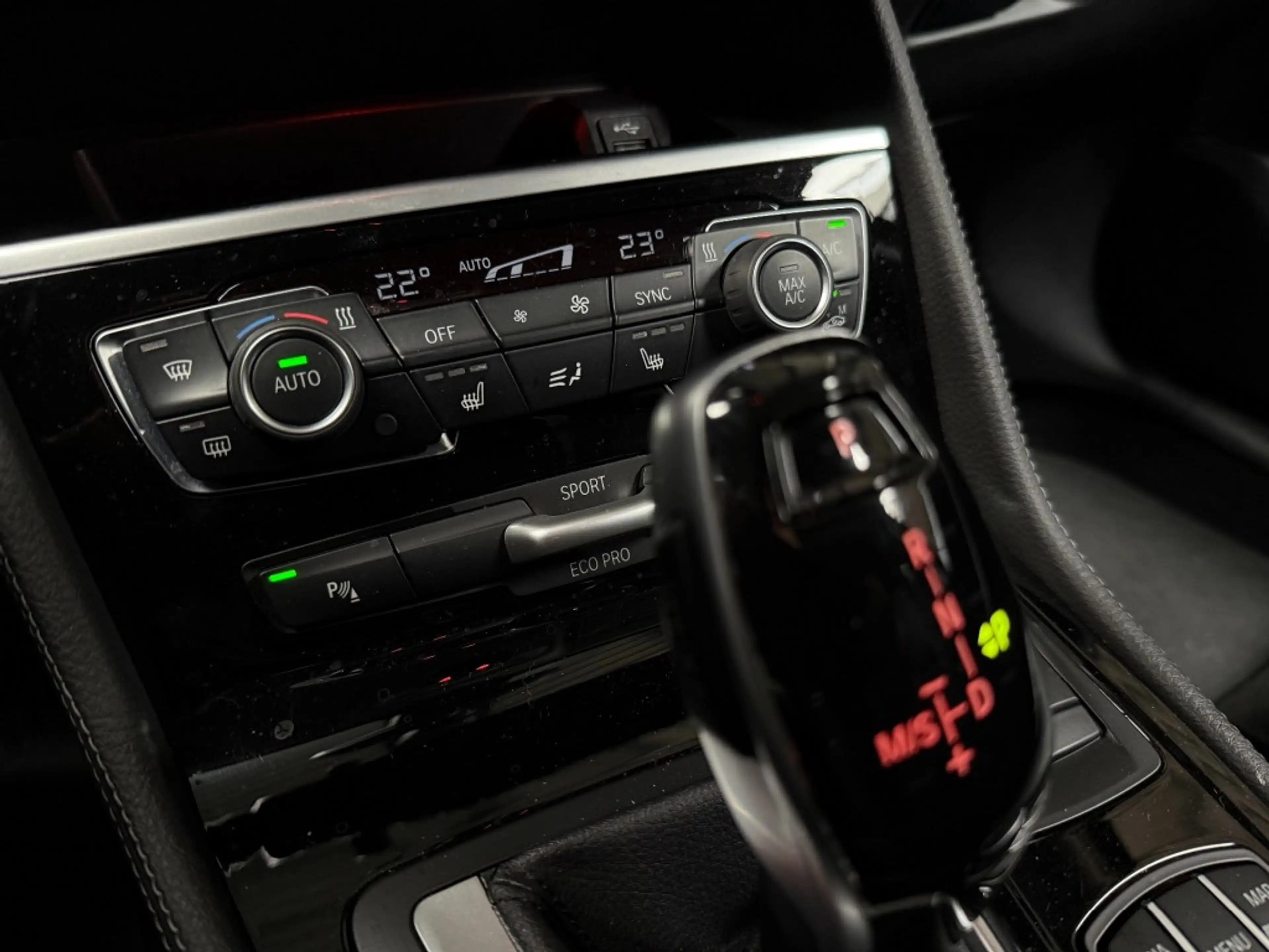 BMW 220 220i 179pk High Executive Trekhaak/LED/camera/navi — photo 6