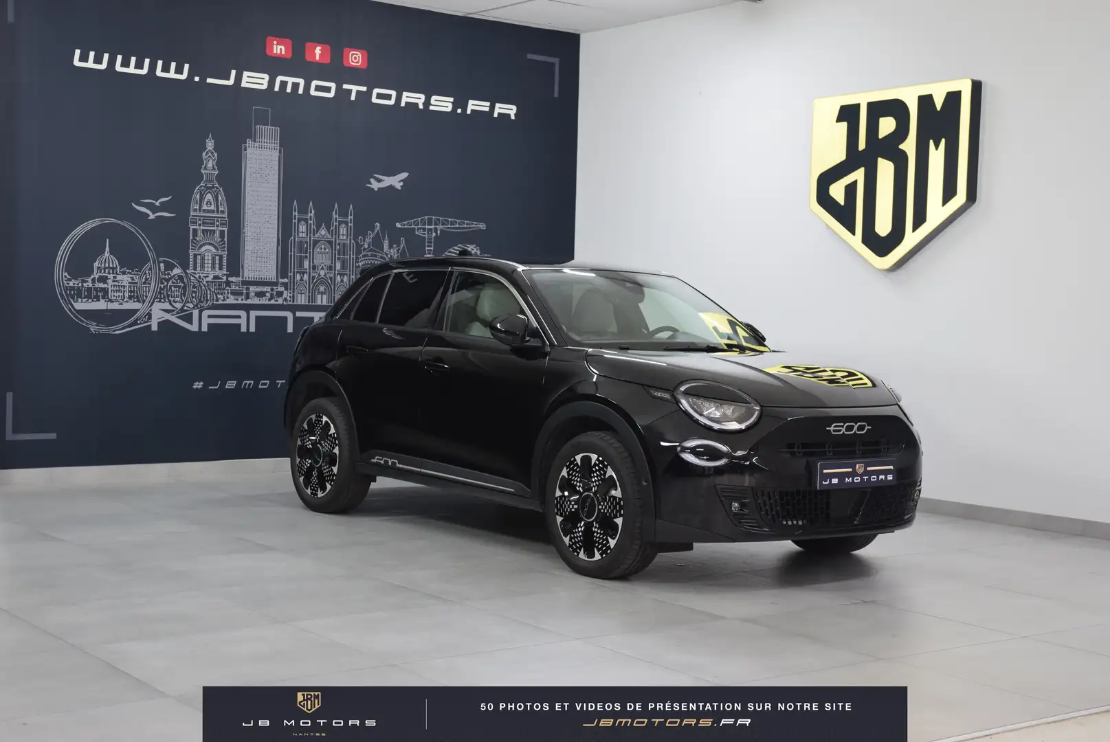 Fiat 600 1.2 Hybrid 100ch DCT6 La Prima Negro - 1