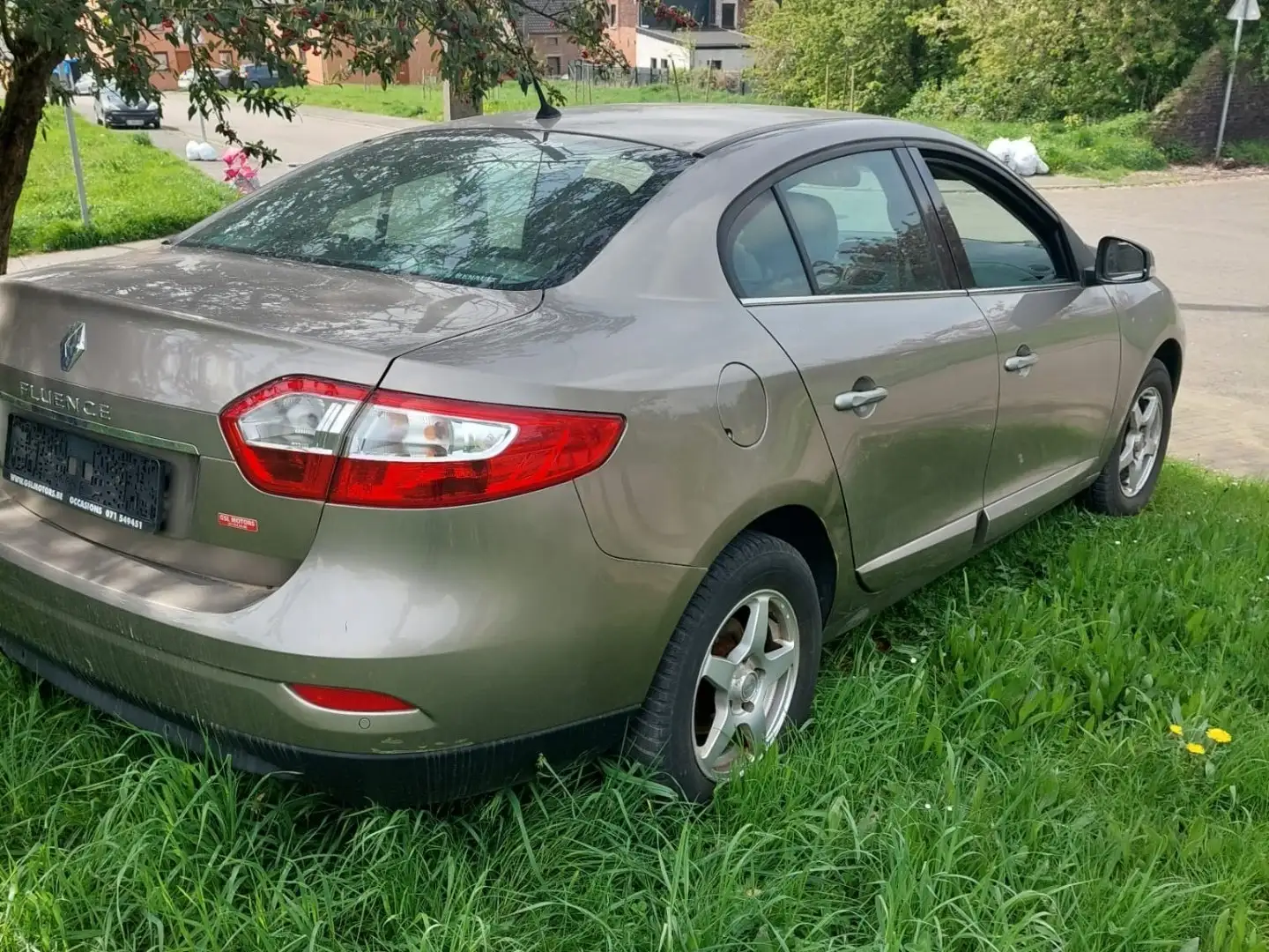 Renault Fluence 1.5 dCi Dynamique Beżowy - 2