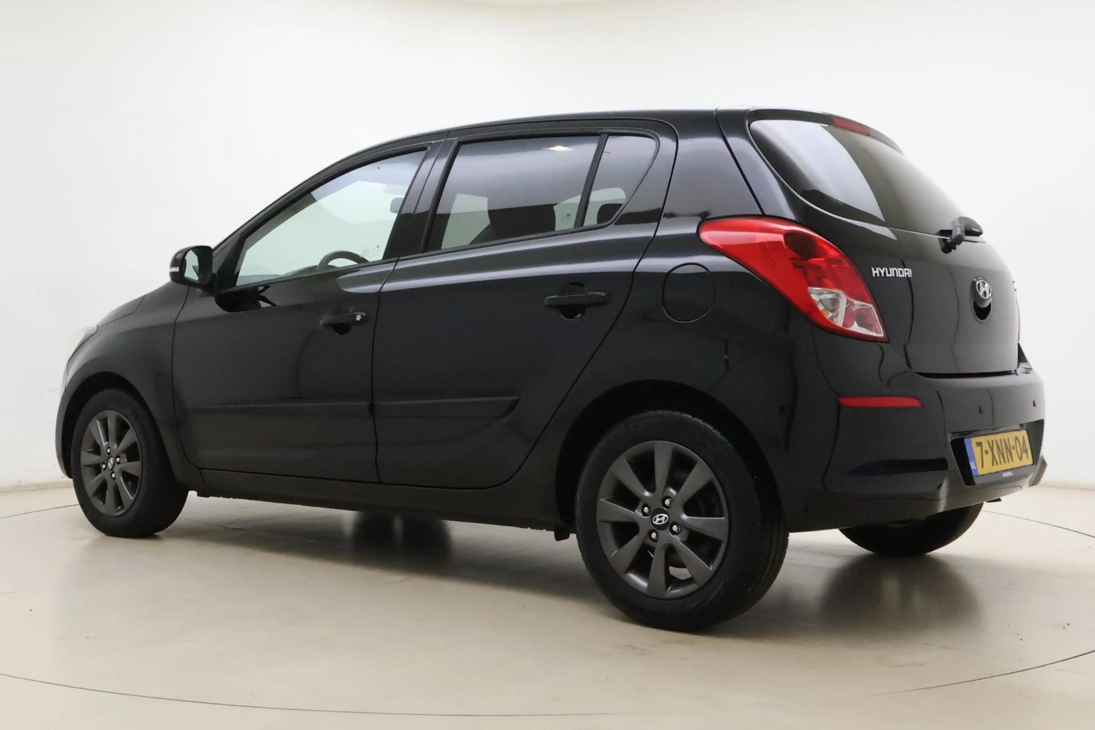 Hyundai i20 1.2i i-Vision | Parkeersensoren | Cruise control | — photo 12