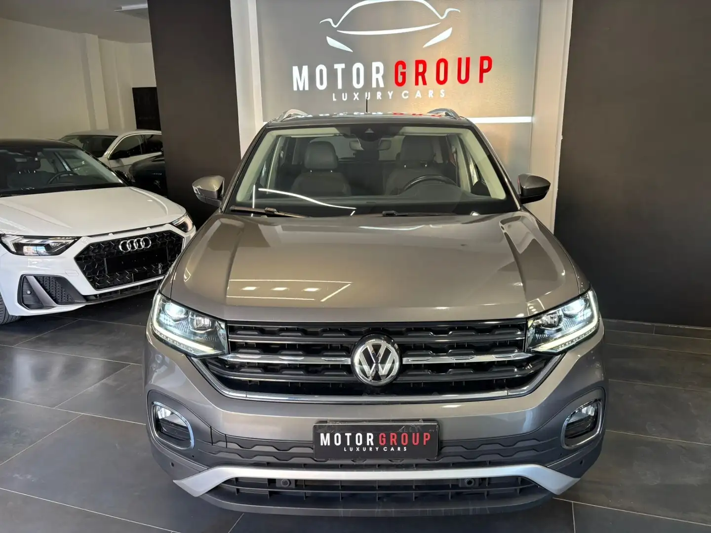 Volkswagen T-Cross 1.0 TSI 115 CV DSG Advanced BMT Grigio - 2