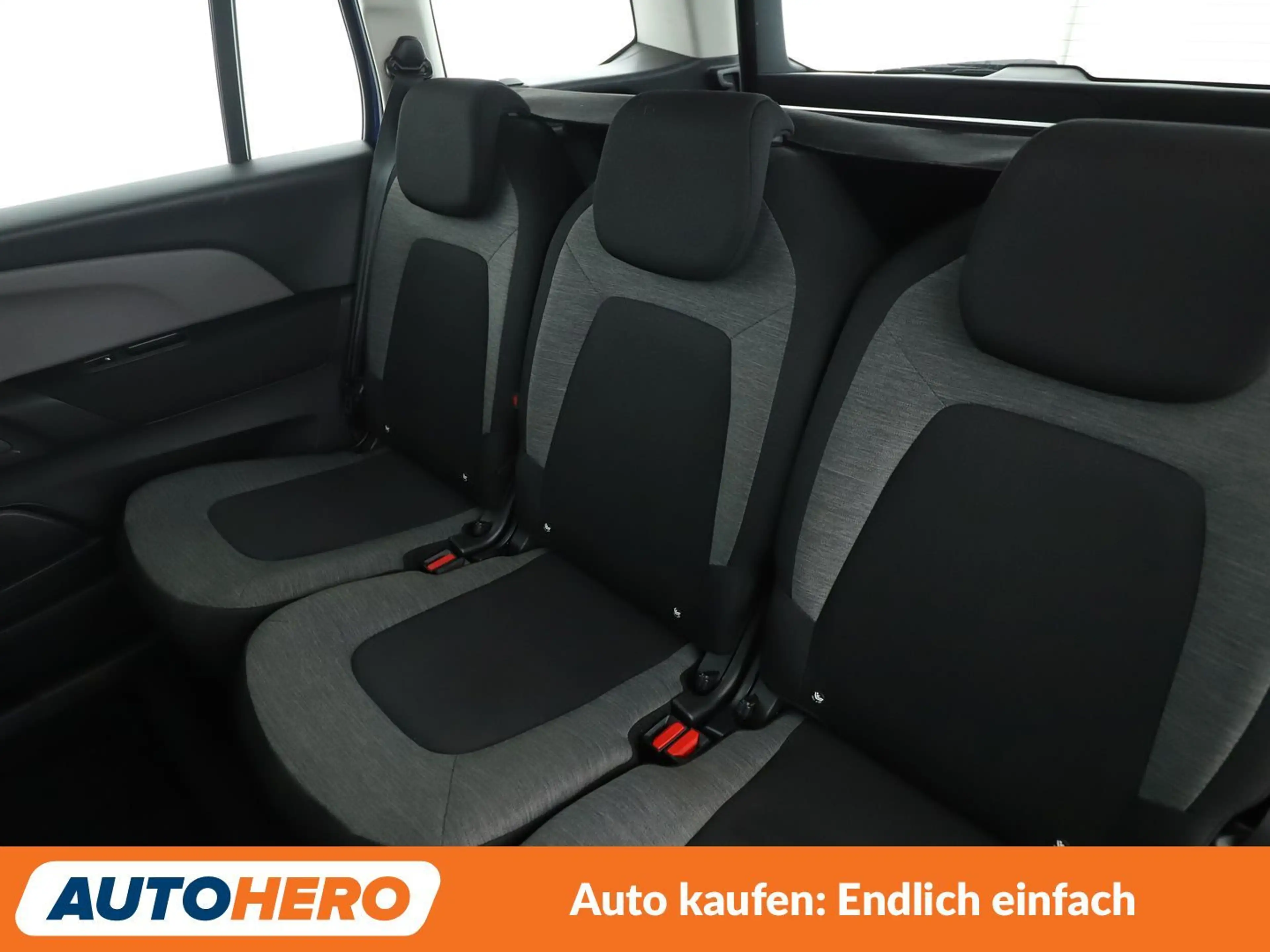 Citroen Grand C4 Picasso 1.2 e-THP Live*TEMPO*PDC*LIM*AHK*KLIMA* — photo 14