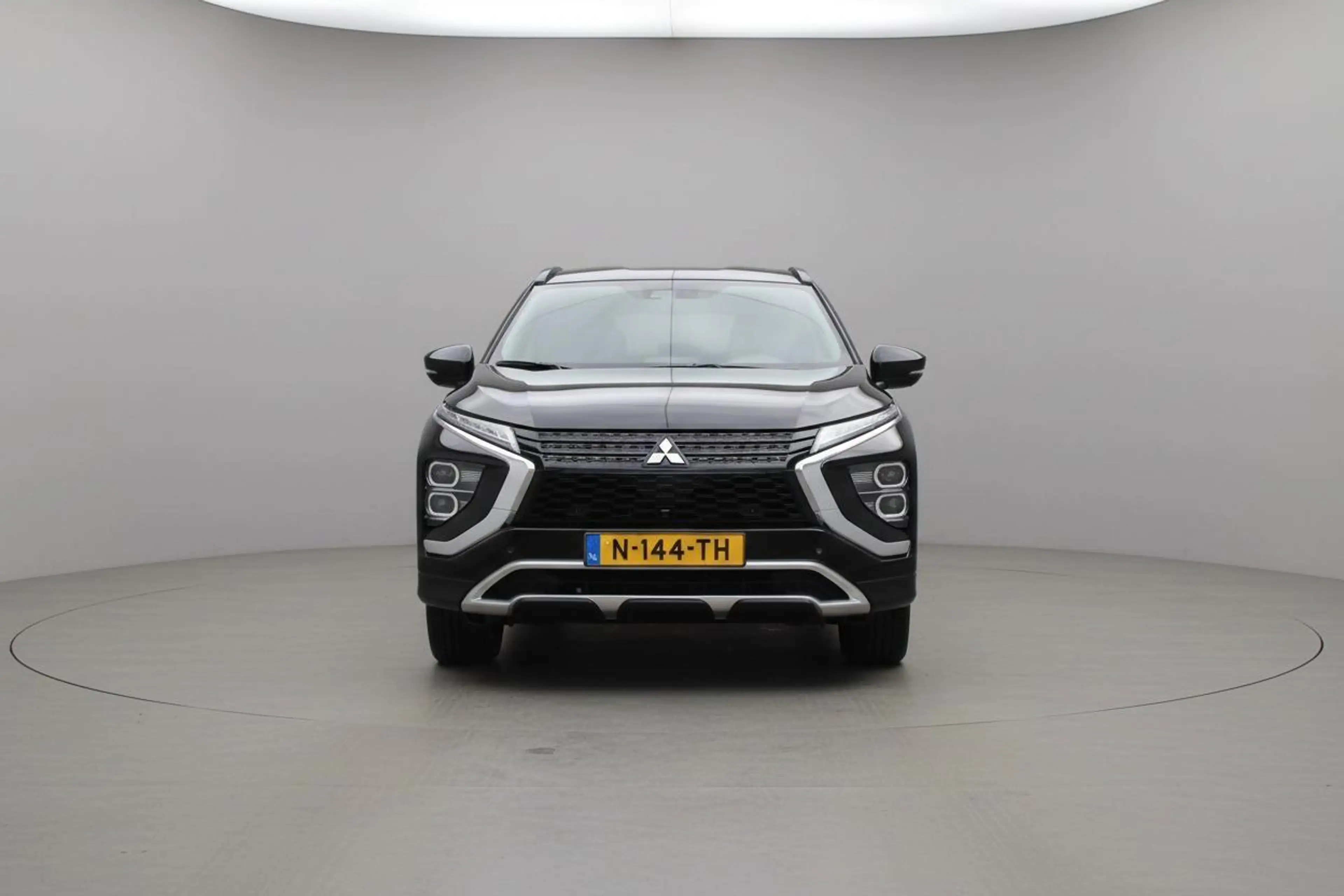 Mitsubishi Eclipse Cross 2.4 PHEV | Trekhaak | Camera | Zeer luxe | Rijklaa — photo 18