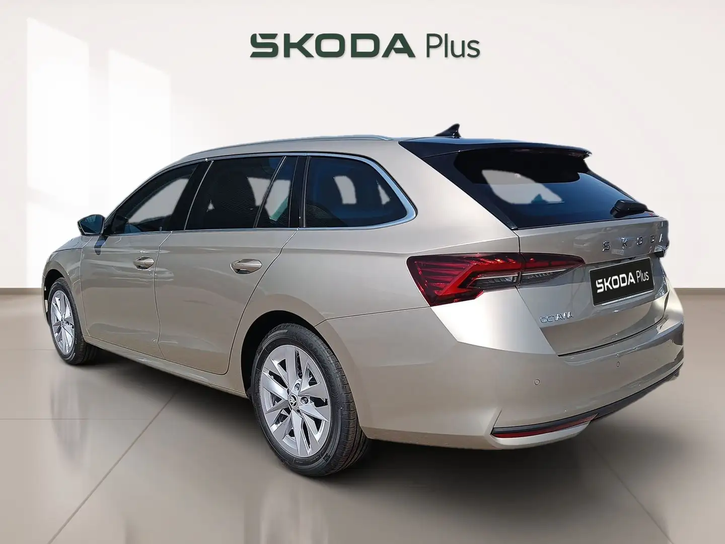 Skoda Octavia Combi 1.5 TSI MHEV Selection DSG7 110kW Beige - 2