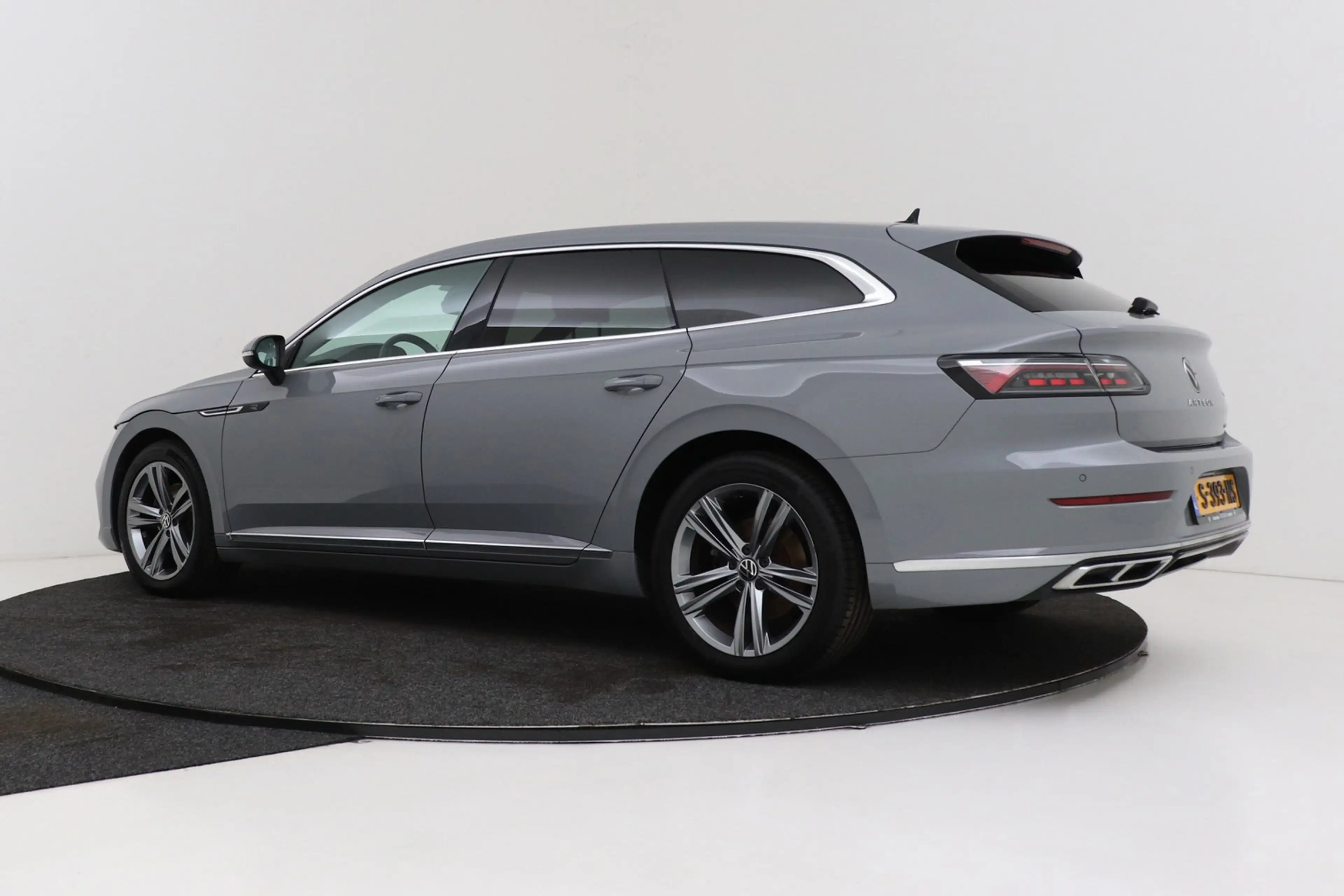 Volkswagen Arteon Shooting Brake 1.4 TSI eHybrid Elegance Business+ — photo 6