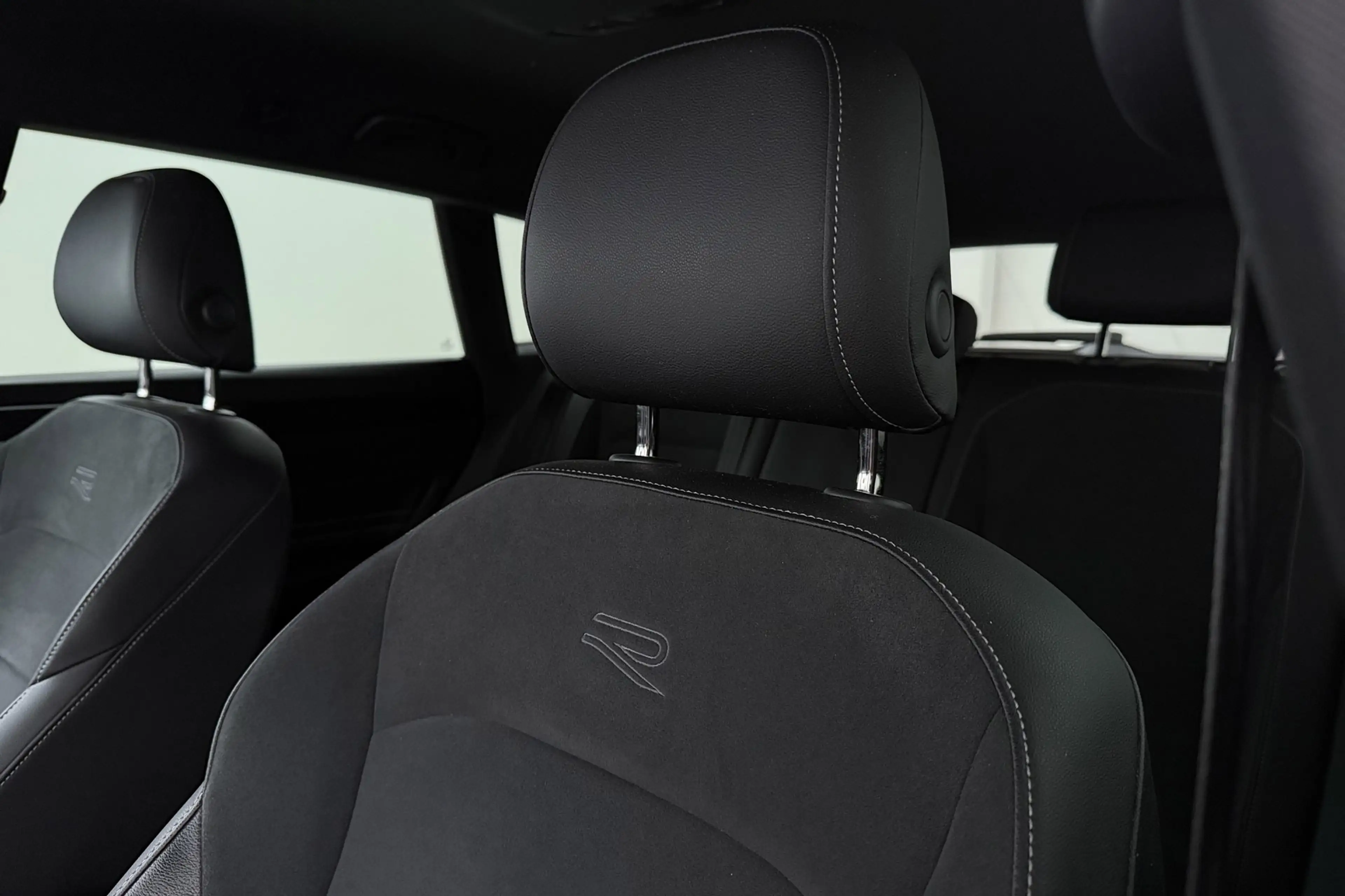 Volkswagen Arteon Shooting Brake 1.4 TSI eHybrid Elegance Business+ — photo 14