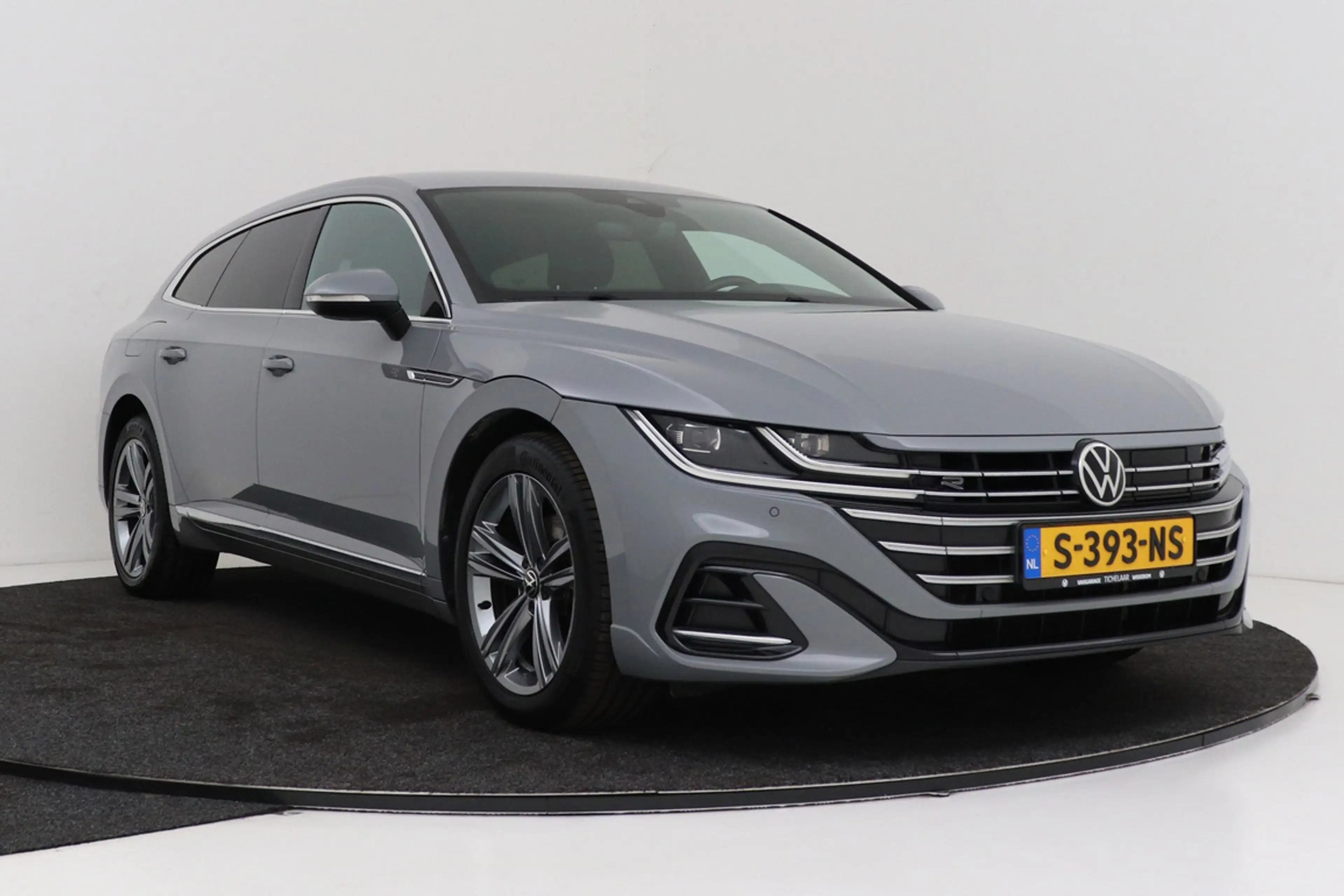 Volkswagen Arteon Shooting Brake 1.4 TSI eHybrid Elegance Business+ — photo 11