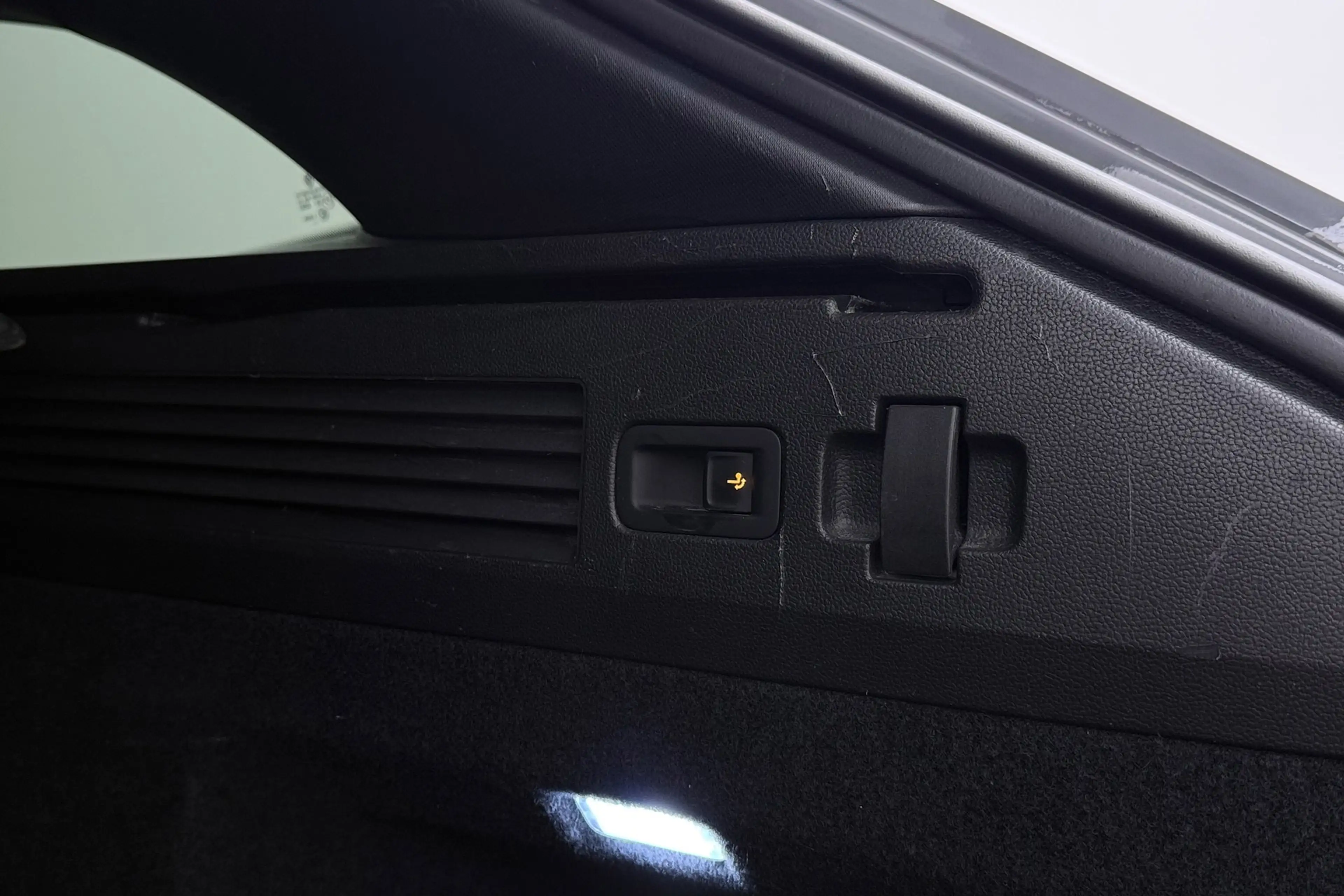 Volkswagen Arteon Shooting Brake 1.4 TSI eHybrid Elegance Business+ — photo 45
