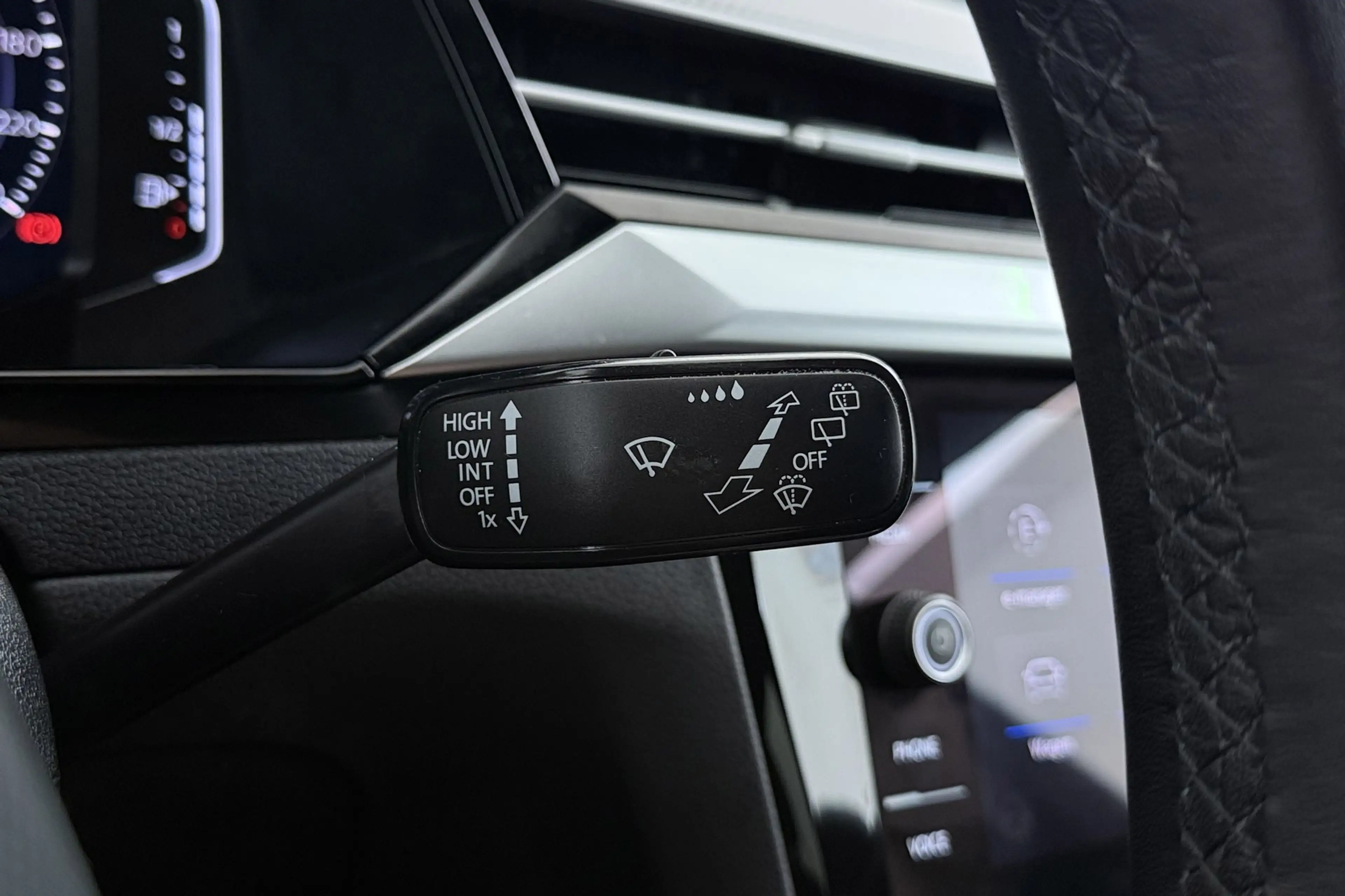Volkswagen Arteon Shooting Brake 1.4 TSI eHybrid Elegance Business+ — photo 37