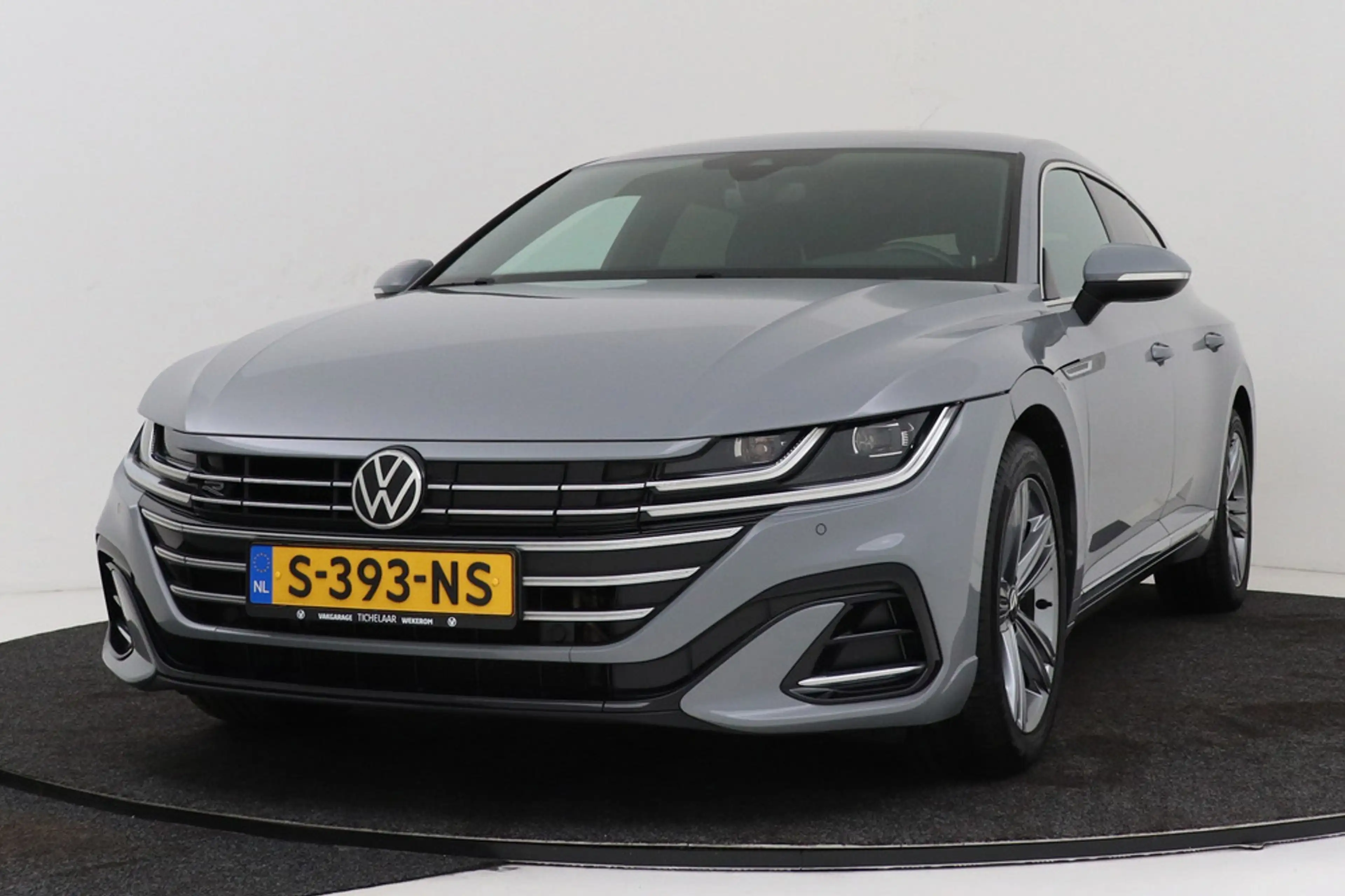 Volkswagen Arteon Shooting Brake 1.4 TSI eHybrid Elegance Business+ — photo 13