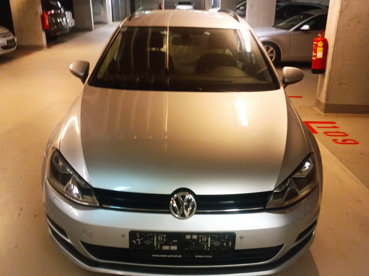 Volkswagen Golf Variant Golf Variant Trendline BMT 1,6 TDI Trendline Silber - 1