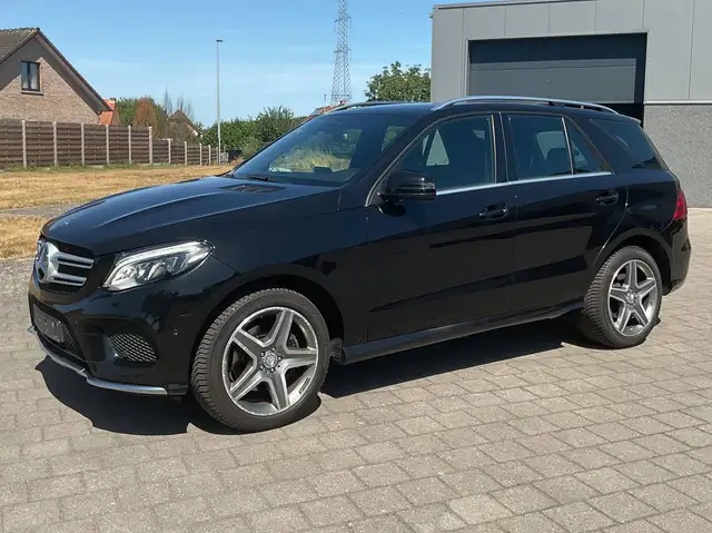 Mercedes-Benz GLE 350 AMG * Camera * Trekhaak * Automatisch kofferklep