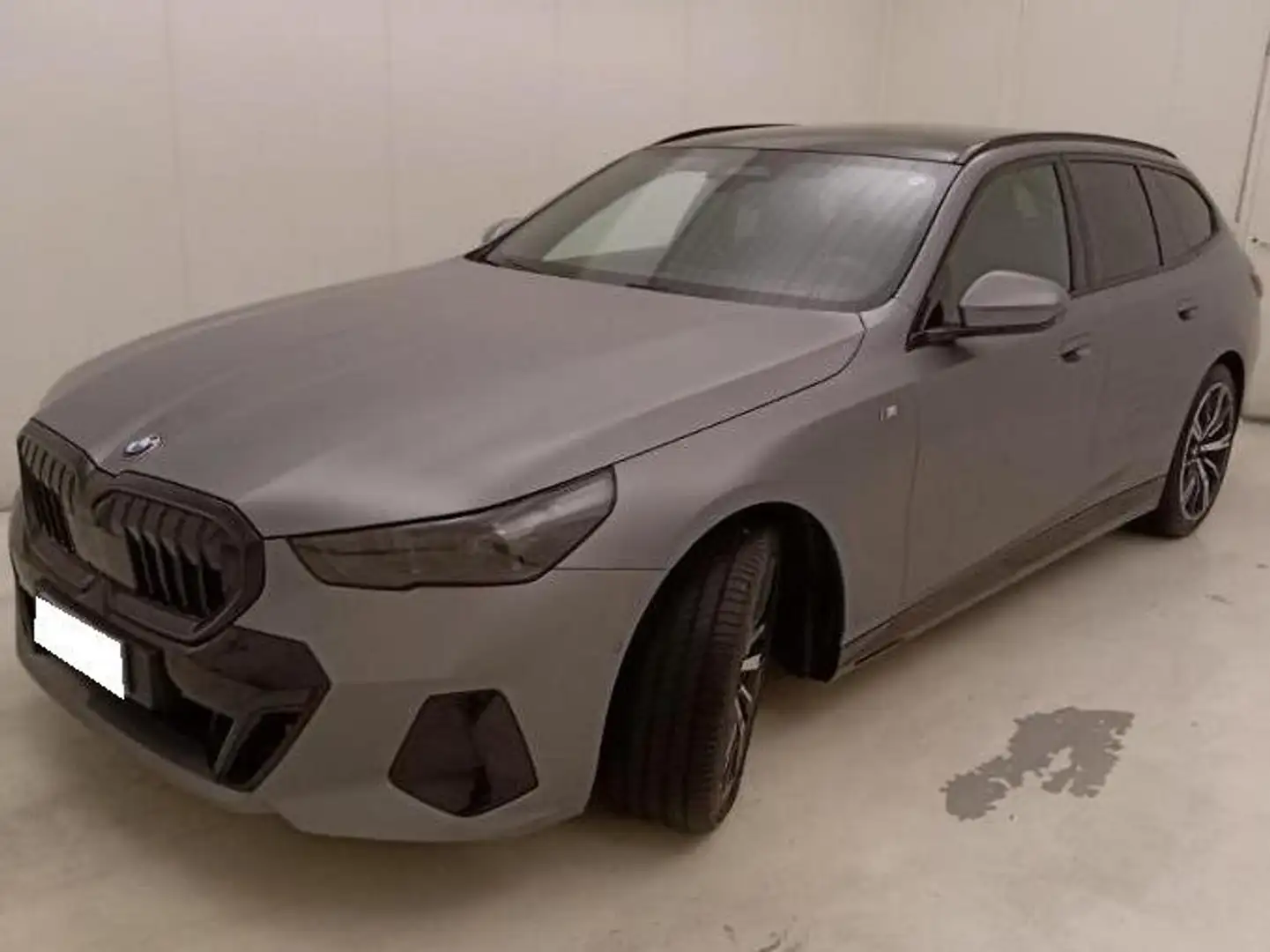 BMW 520 Serie 5 G61 520d Touring48V xdrive MSport Pro auto Grau - 2