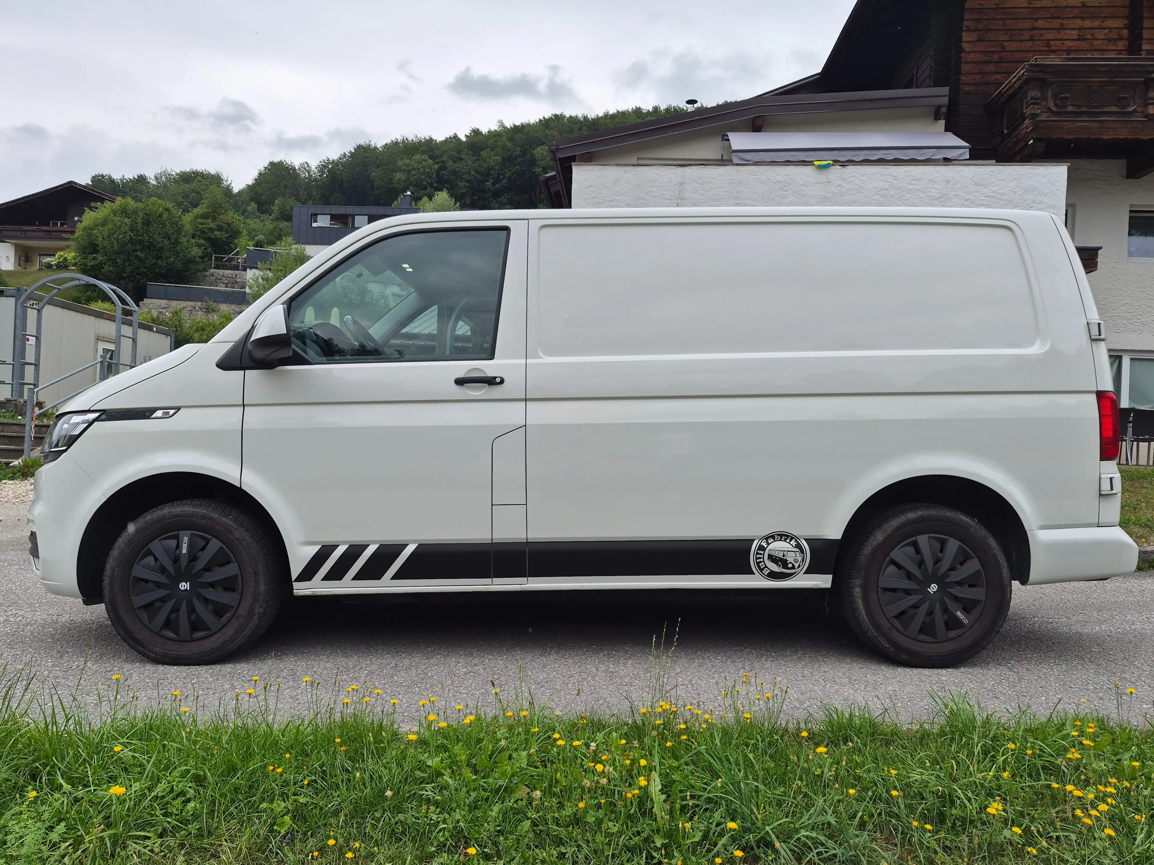 Volkswagen T6.1 Transporter 2.0 TDI 167tkm Top Ausstattung Pickerl Neu — photo 3