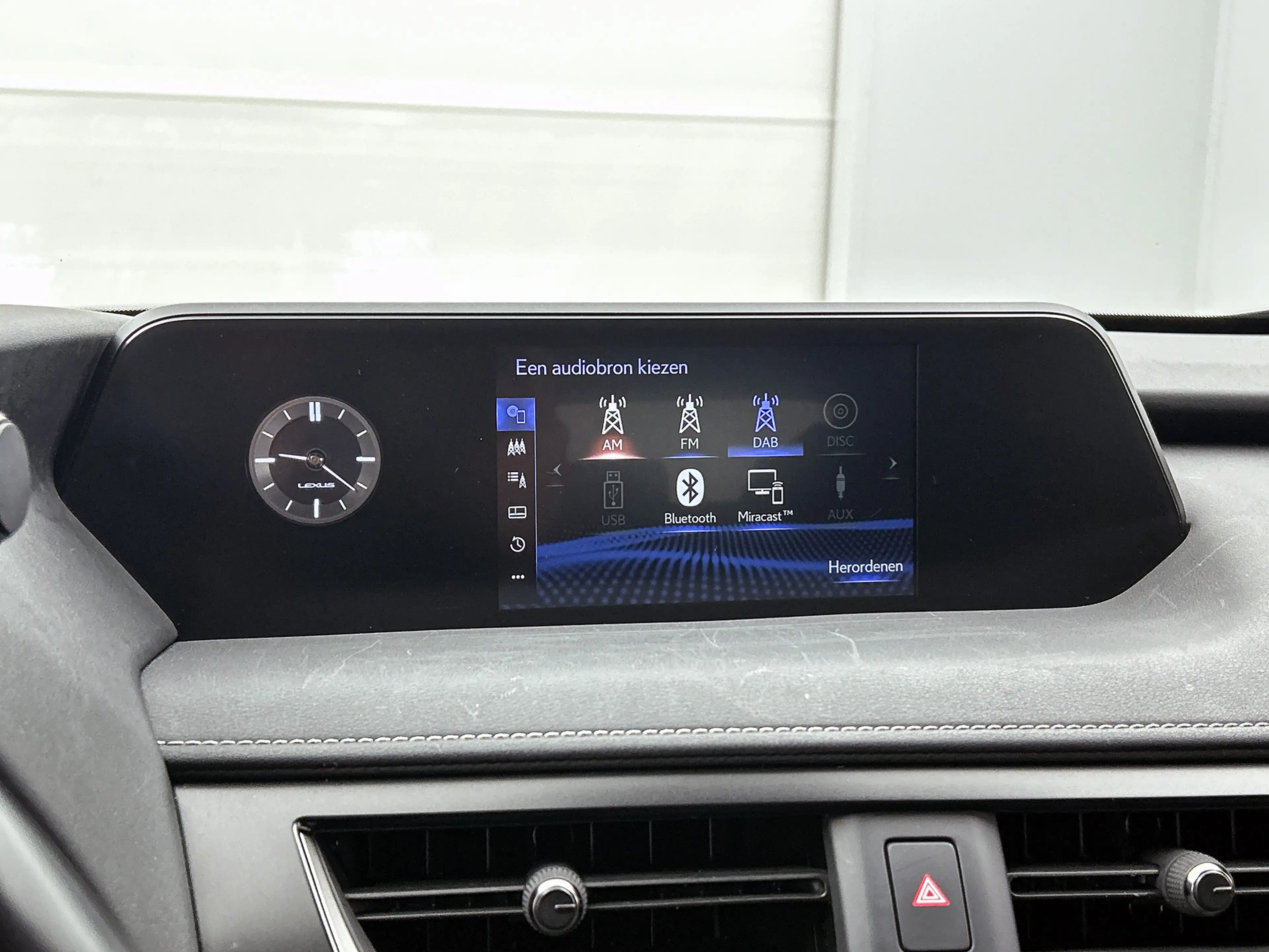 Lexus UX 250h Preference Line | Dealeronderhouden | — photo 10