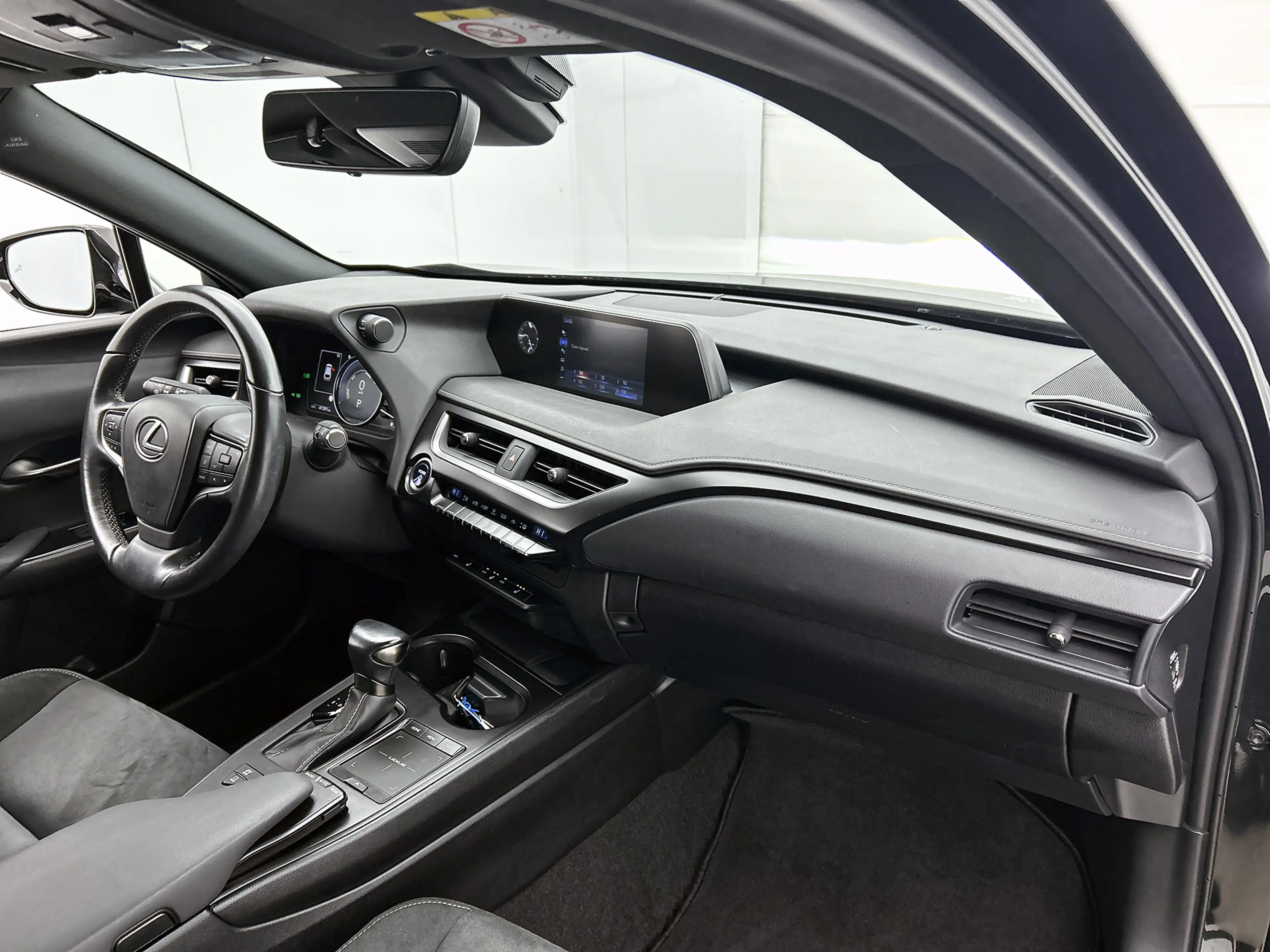 Lexus UX 250h Preference Line | Dealeronderhouden | — photo 6