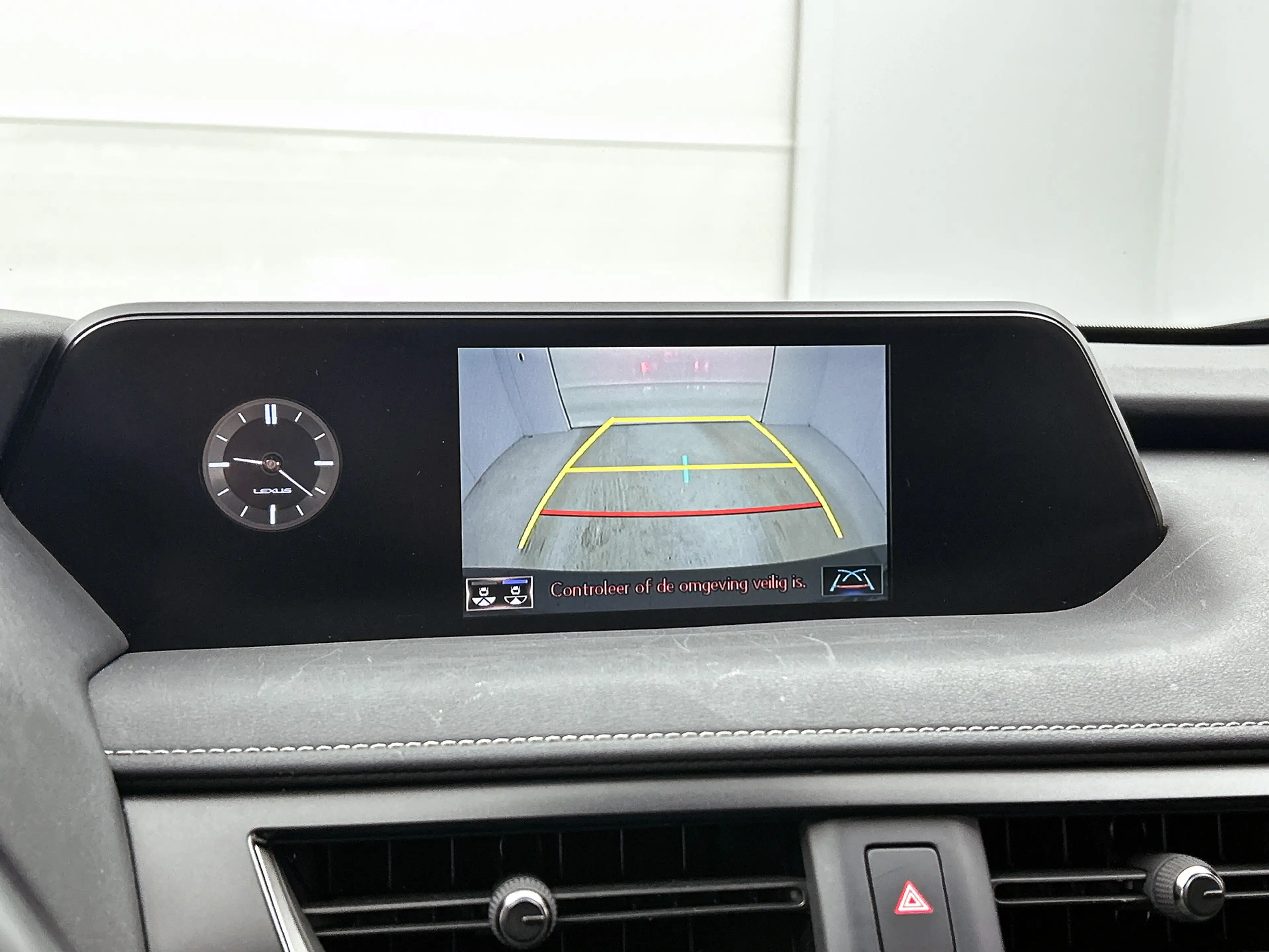 Lexus UX 250h Preference Line | Dealeronderhouden | — photo 8