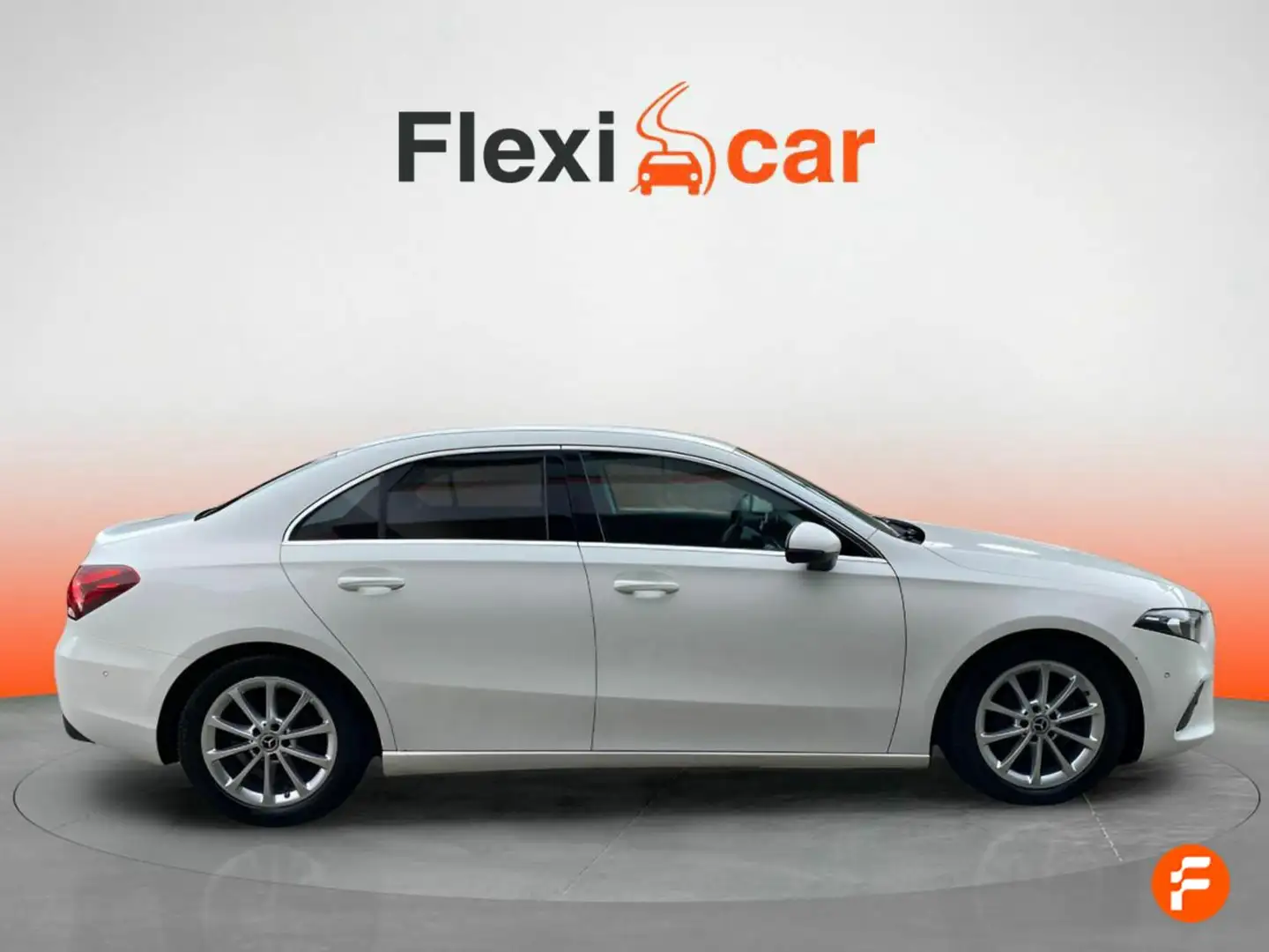 Mercedes-Benz A 180 Sedán 7G-DCT Blanco - 2