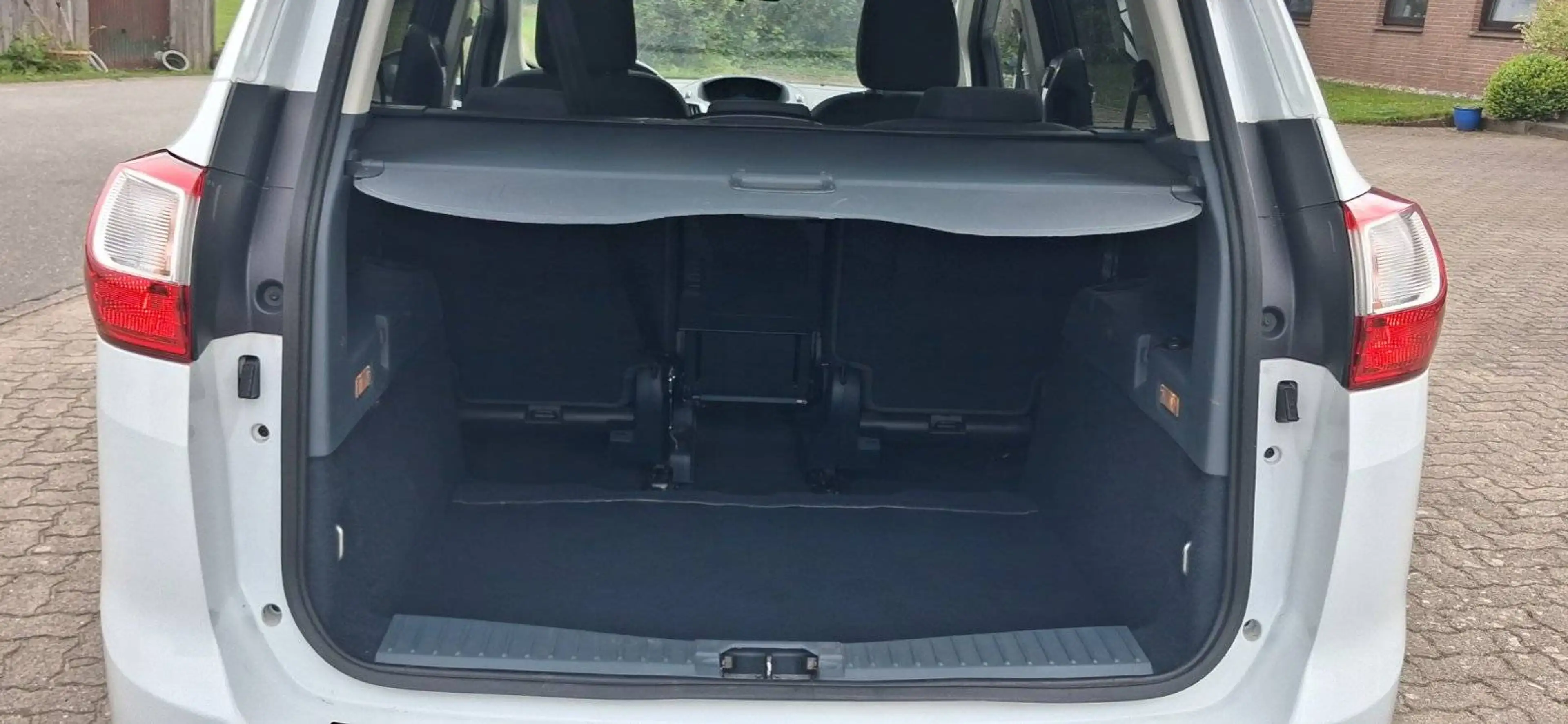 Ford Grand C-Max C-Max 1.0 EcoBoost Start-Stopp-System Ambiente — photo 15