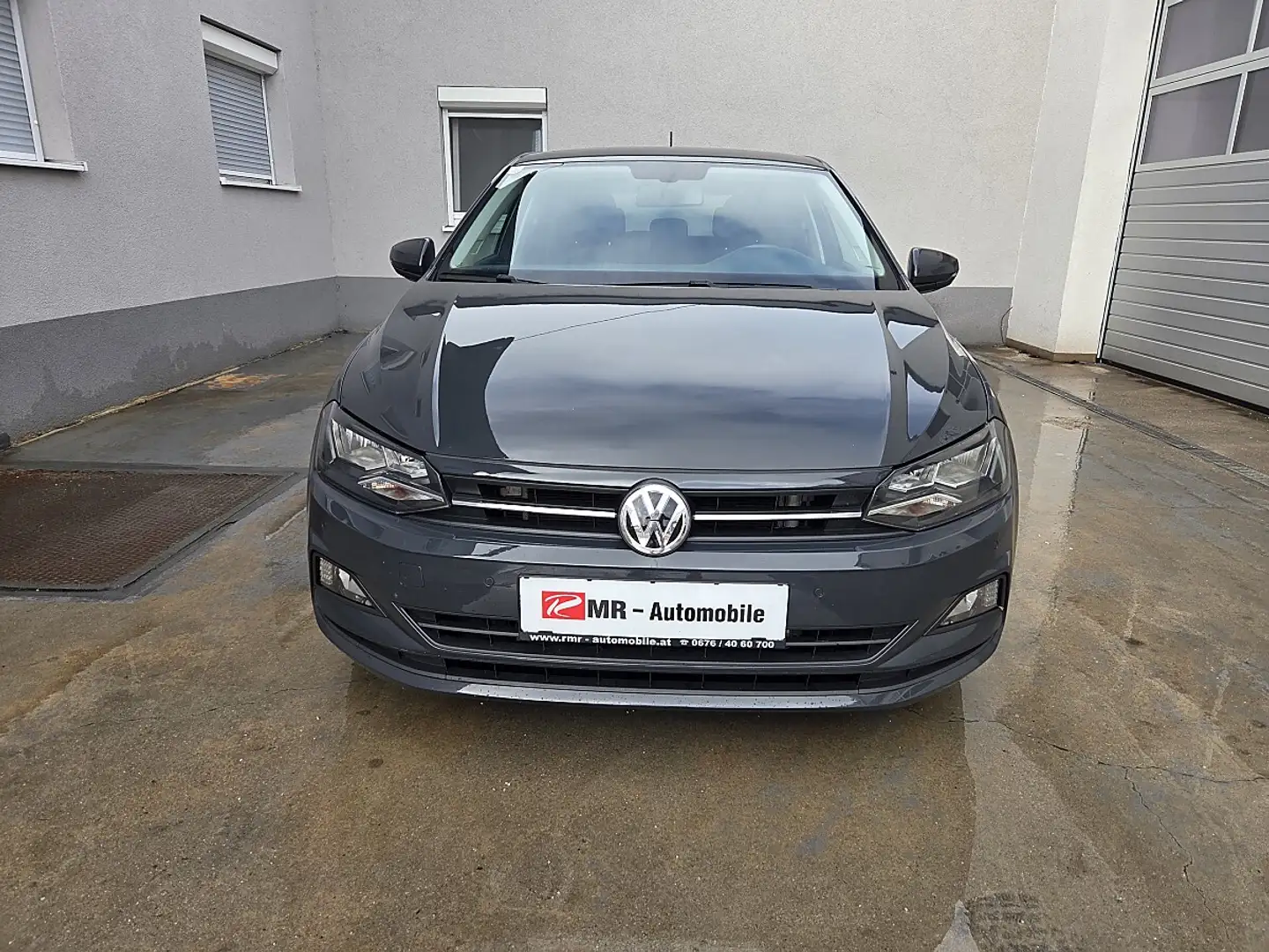 Volkswagen Polo 1,0 Comfortline TSI Grau - 2