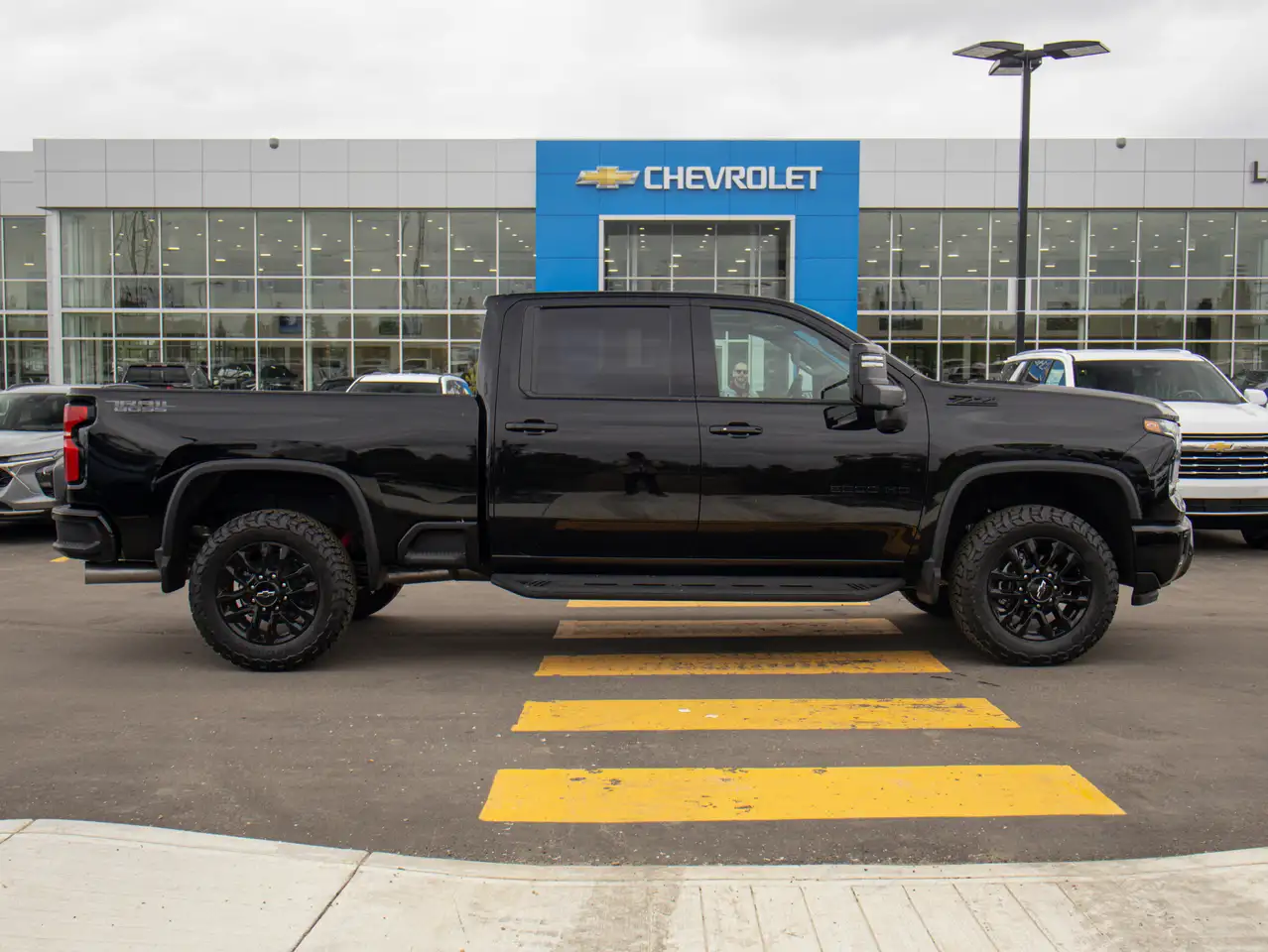 Chevrolet Silverado 2500 снимка Chevrolet Silverado 2500