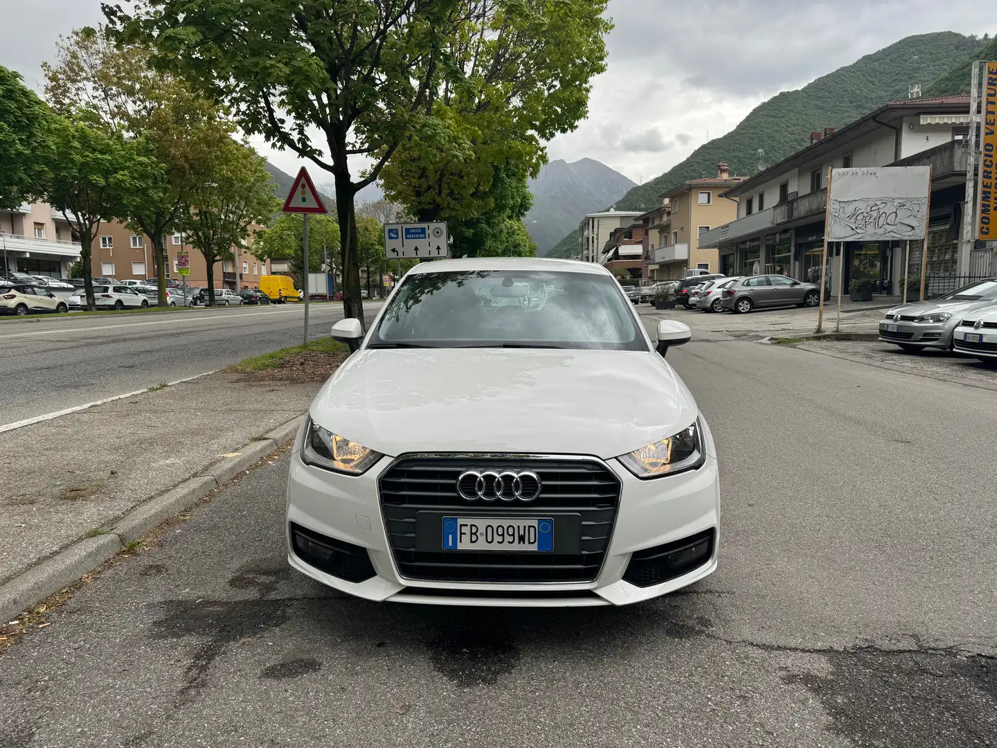Audi A1 Sportback 1.0 tfsi ultra 95cv s-tronic Bianco - 2