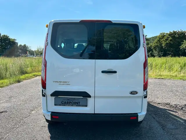 Ford Transit view 4