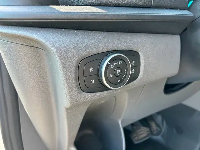 Ford Transit view 13