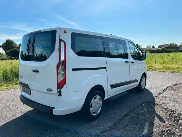 Ford Transit view 5