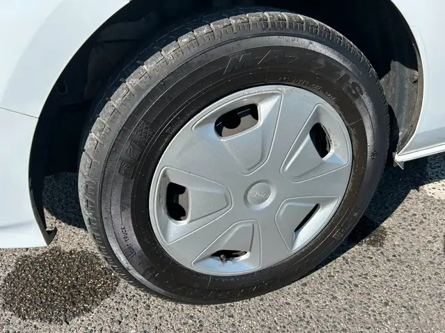 Ford Transit view 9