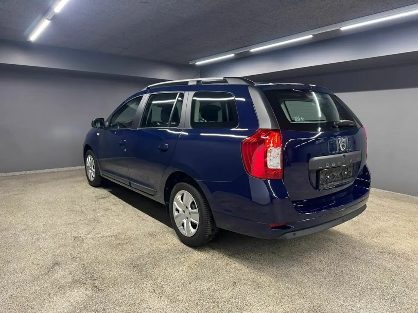 Dacia Logan Supreme Blau - 2