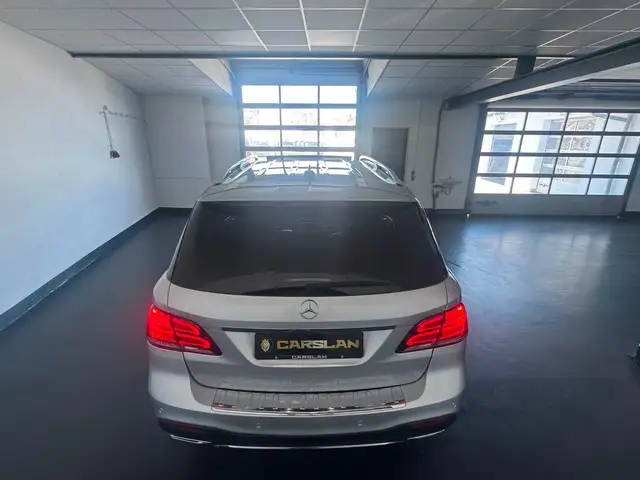 Mercedes-Benz Gle view 15