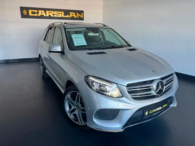 Mercedes-Benz Gle view 2