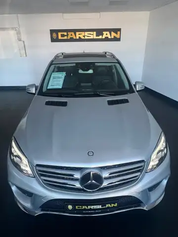Mercedes-Benz Gle view 5