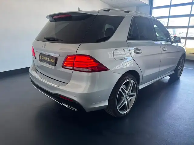 Mercedes-Benz Gle view 11