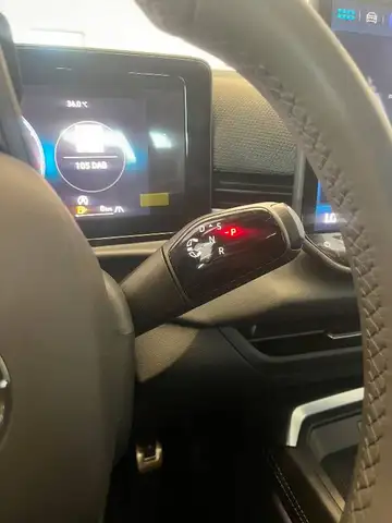 Volkswagen T-Roc view 16