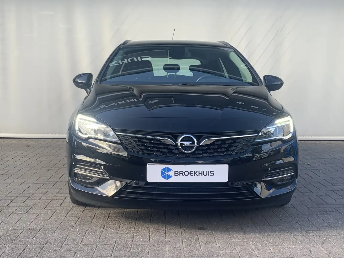 Opel Astra Sports Tourer 1.2 Edition Airco | AGR-Stoel | Came Schwarz - 2