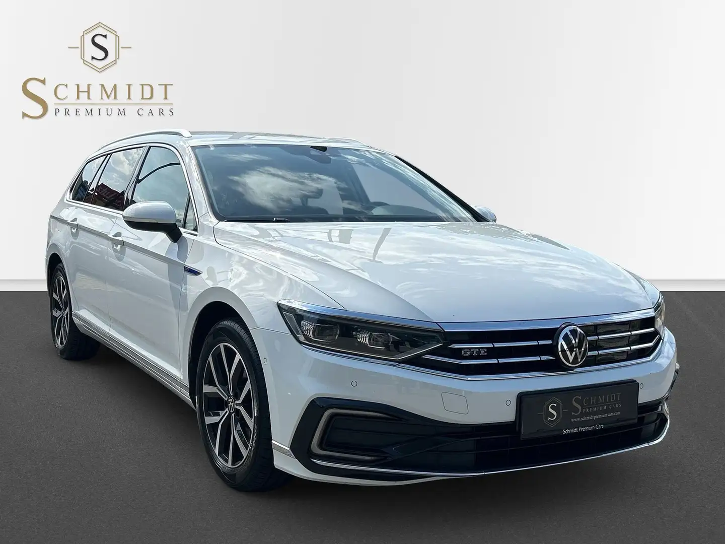 Volkswagen Passat Variant GTE Weiß - 2