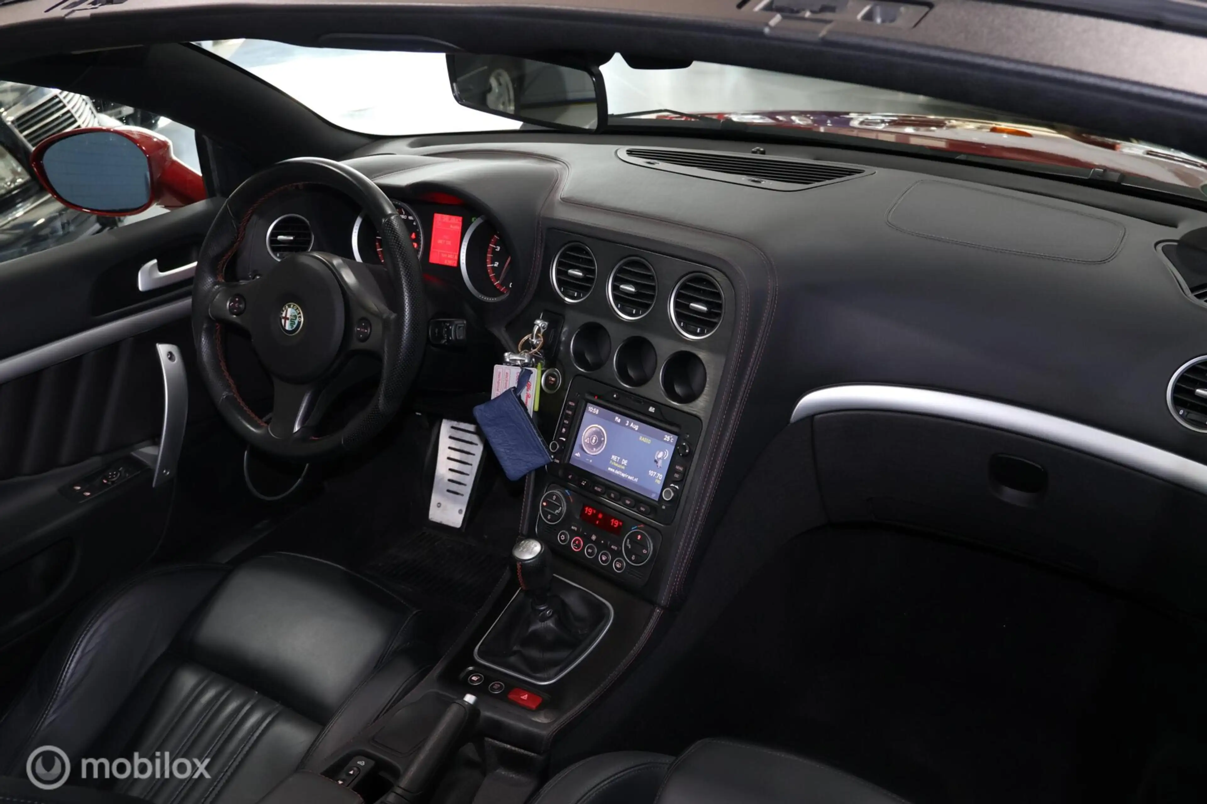 Alfa Romeo Spider 1.7 T Exclusive — photo 14
