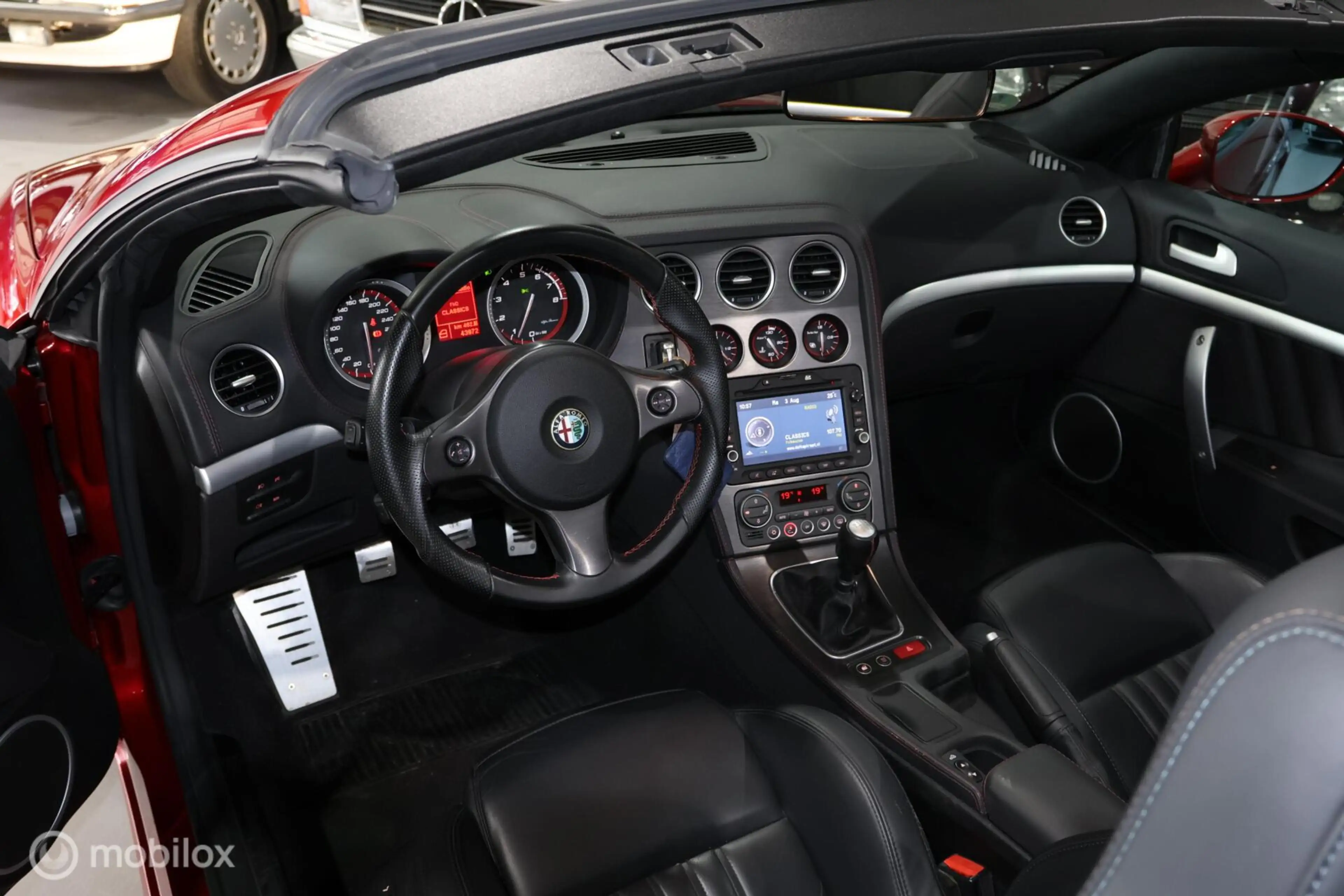 Alfa Romeo Spider 1.7 T Exclusive — photo 11