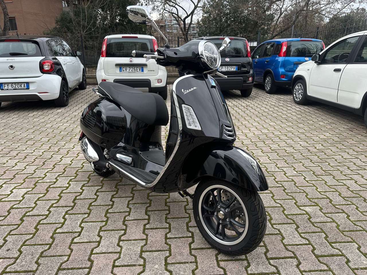 Vespa GTS Super 310 nuova da immatricolare